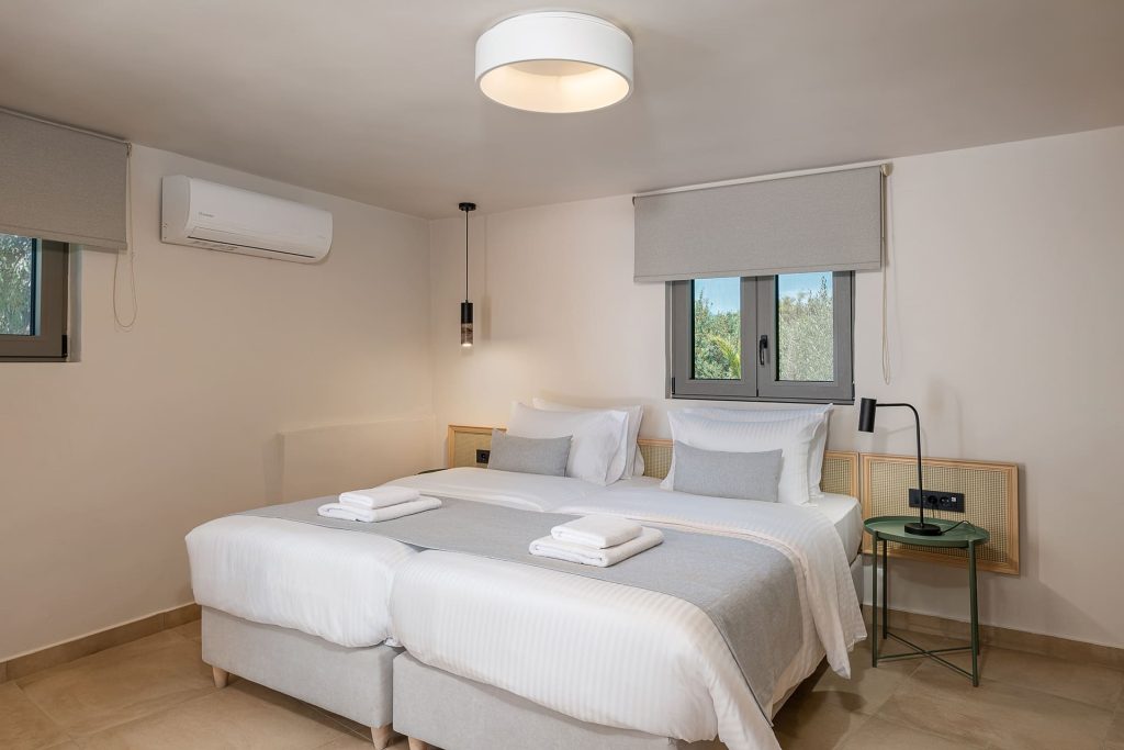 Poseidon Deluxe BungalowImage